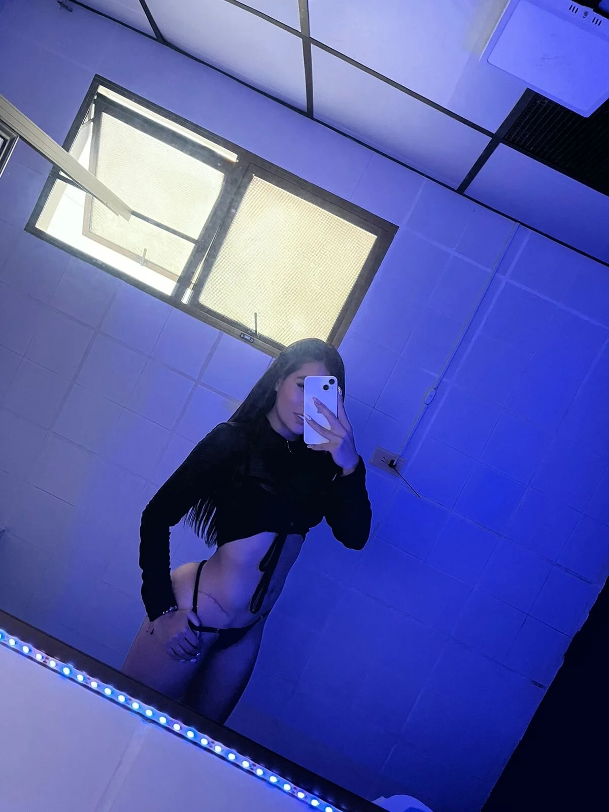 XXX Porn Photo of Nude amatiista_12 20