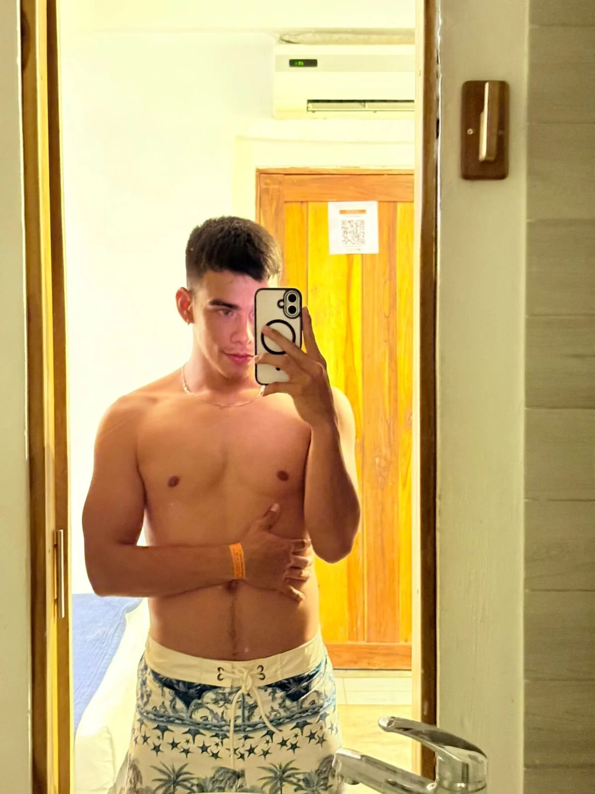 XXX Porn Photo of Nude Alejandro_karter18 31