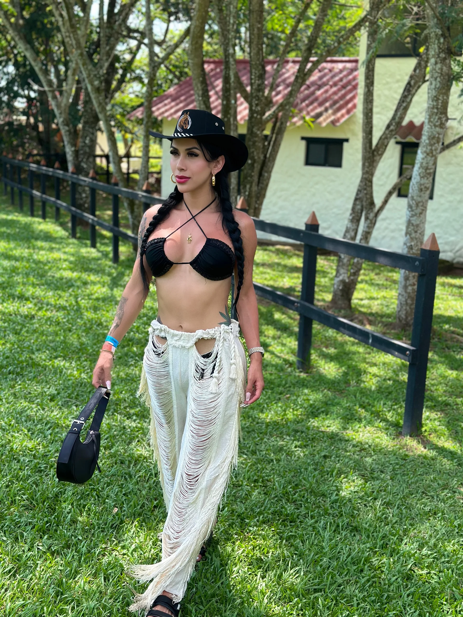 XXX Porn Photo of Nude morganaramirez 43