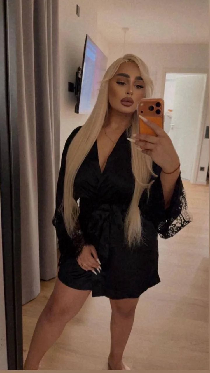 XXX Porn Photo of Nude CurvyyVanessa 4