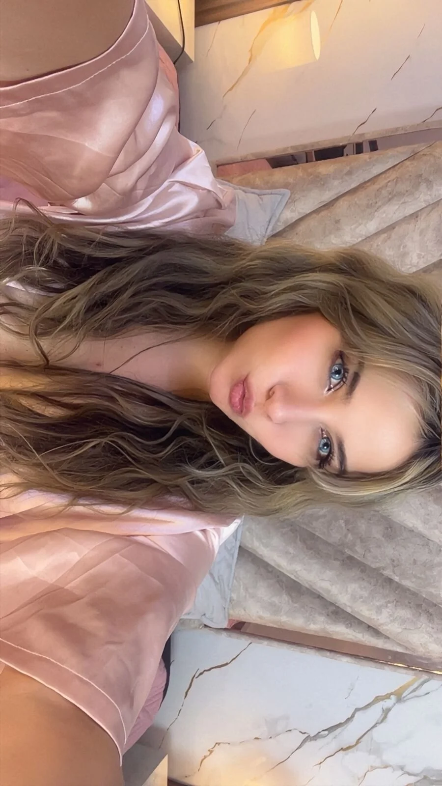 XXX Porn Photo of Nude Annie_mone 28