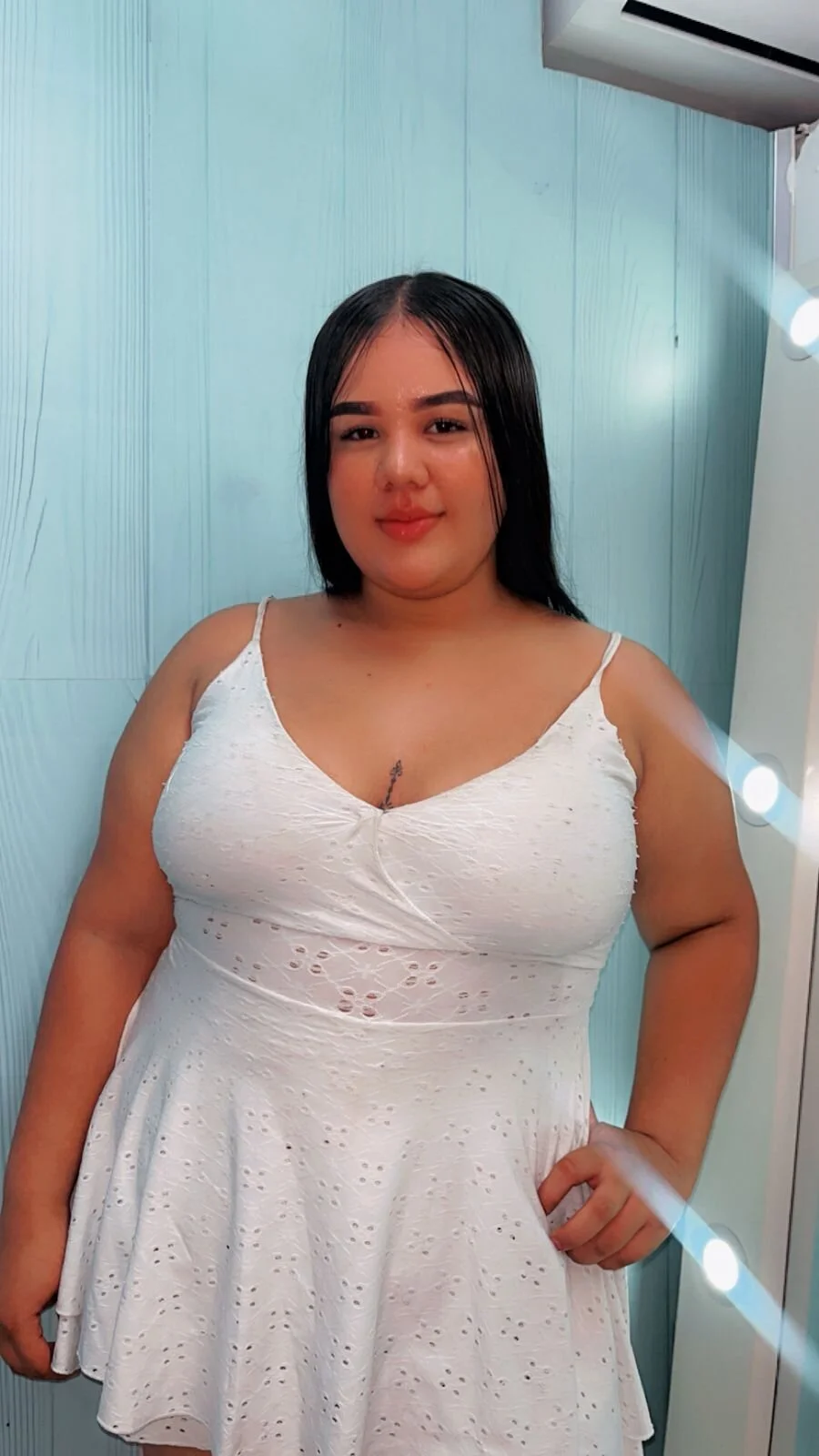 XXX Porn Photo of Nude luciana_bigass 2