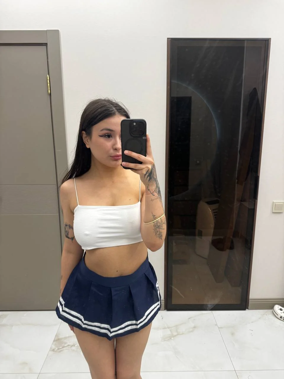 XXX Porn Photo of Nude YourloveKetrin 2