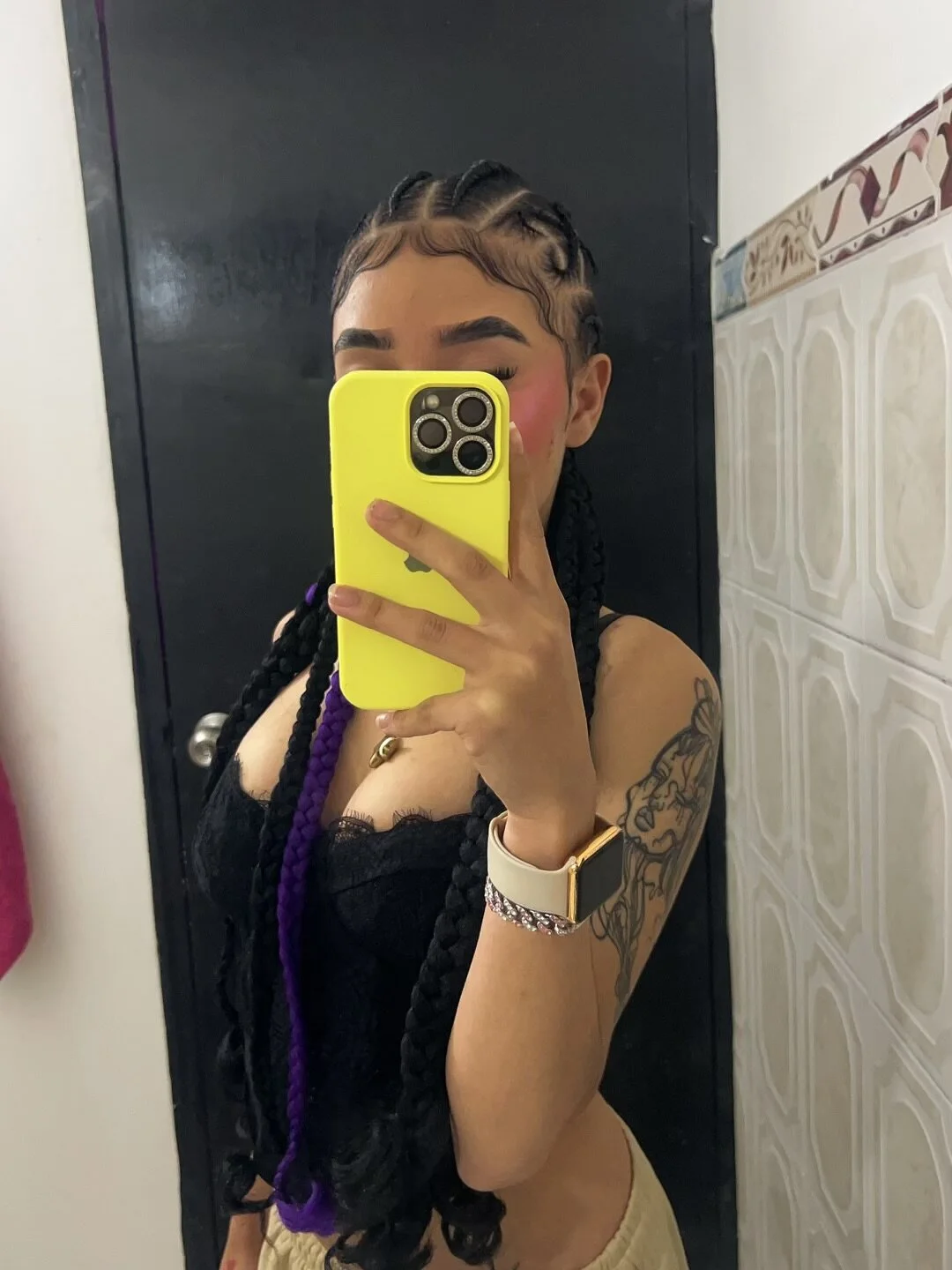XXX Porn Photo of Nude Alahia_pink_ 17