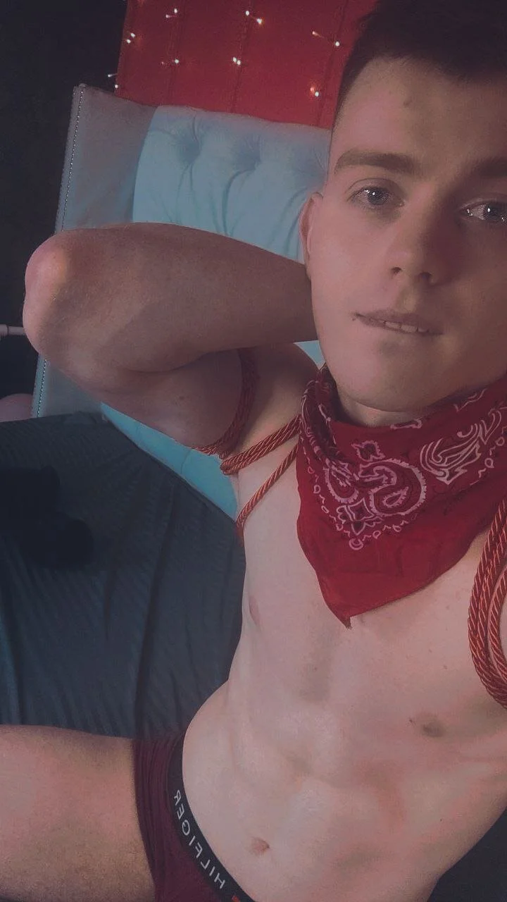 XXX Porn Photo of Nude Happydeimos 9