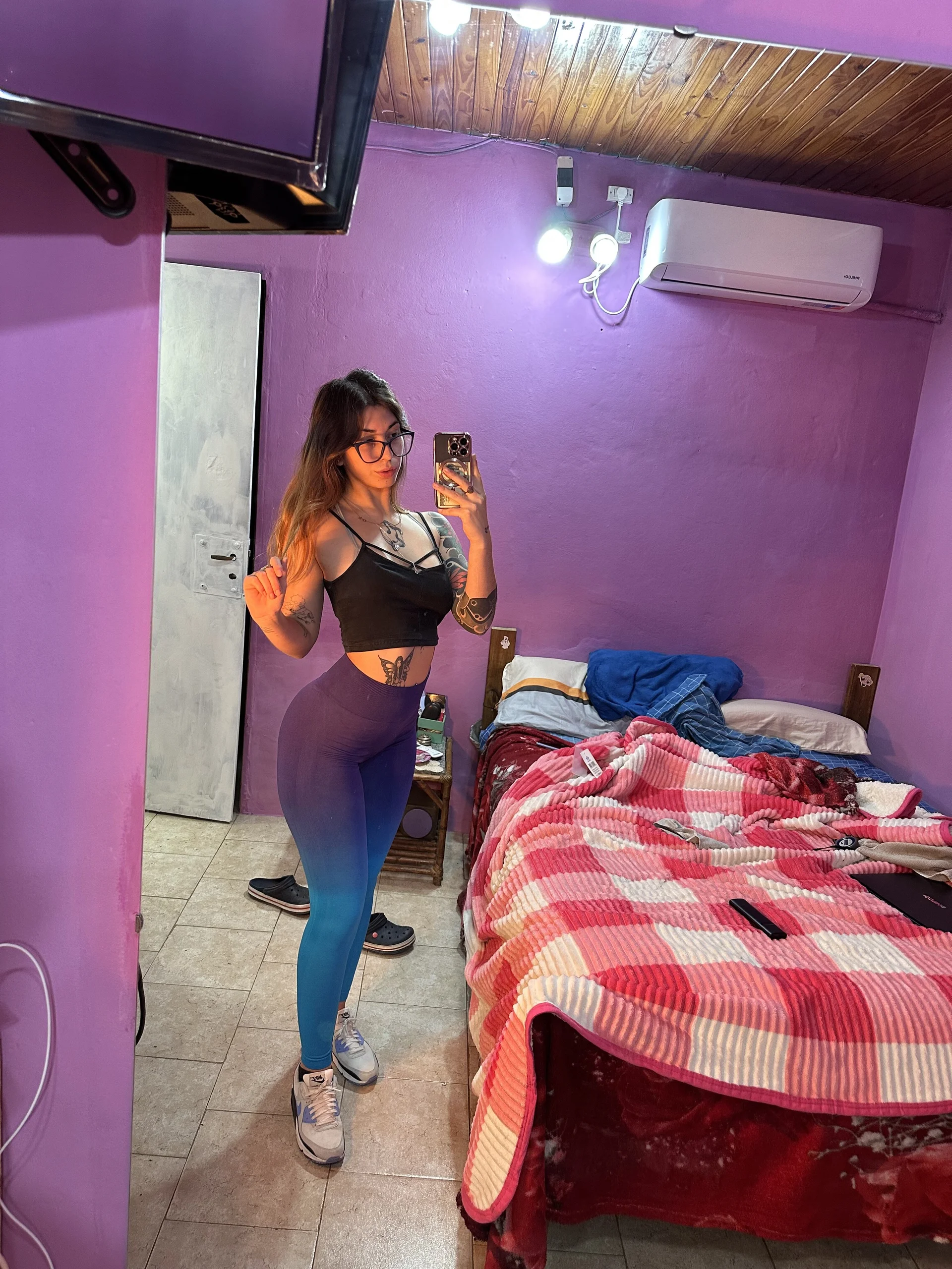 XXX Porn Photo of Nude luschannen0 12