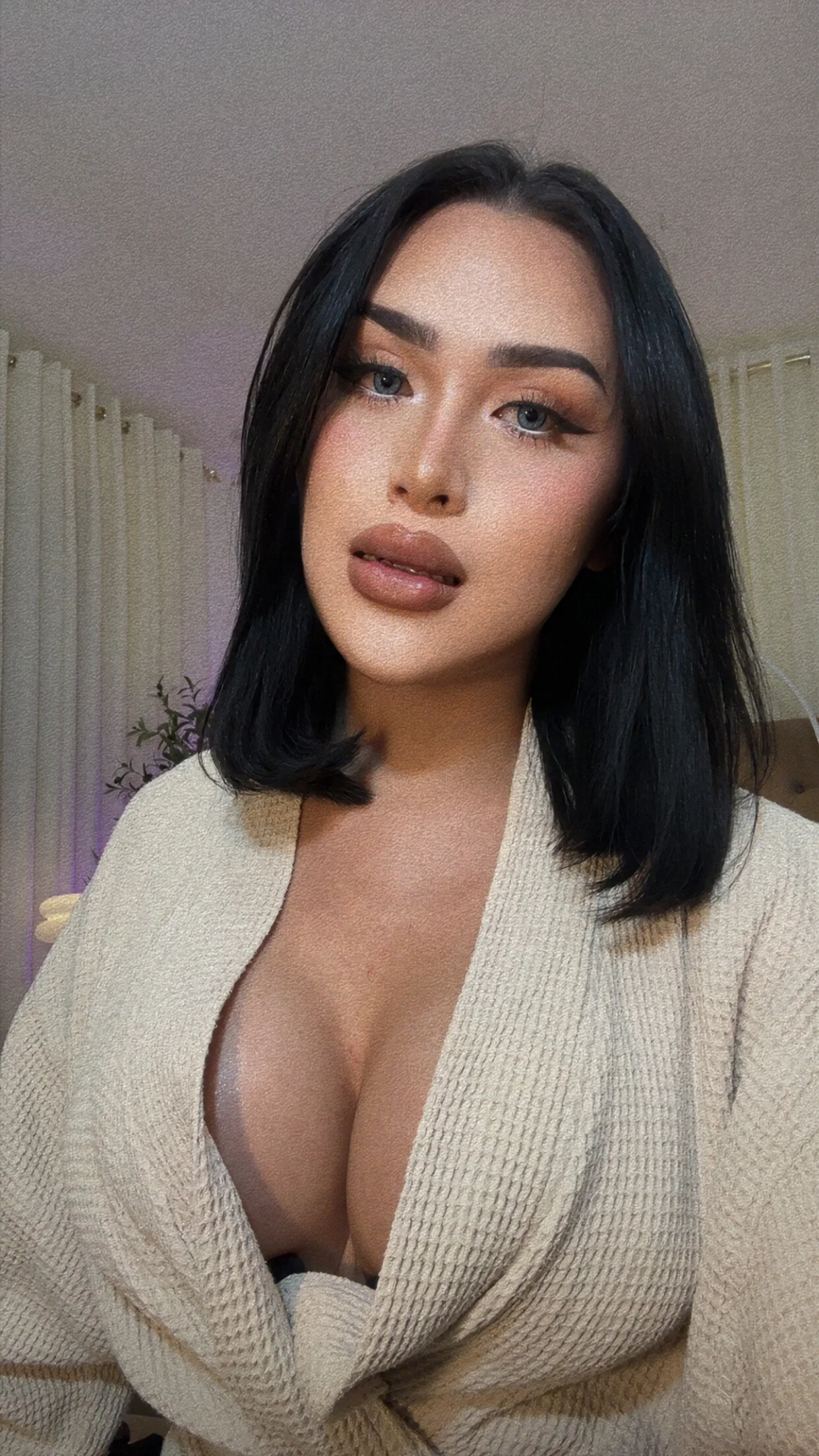 XXX Porn Photo of Nude Your_Majesty_Tyra 14