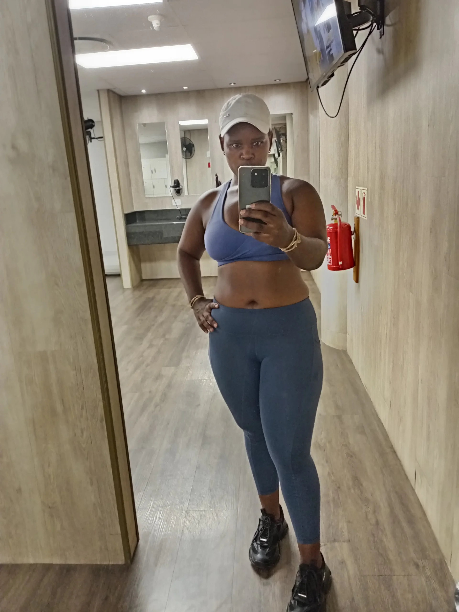XXX Porn Photo of Nude MrsTrina 1
