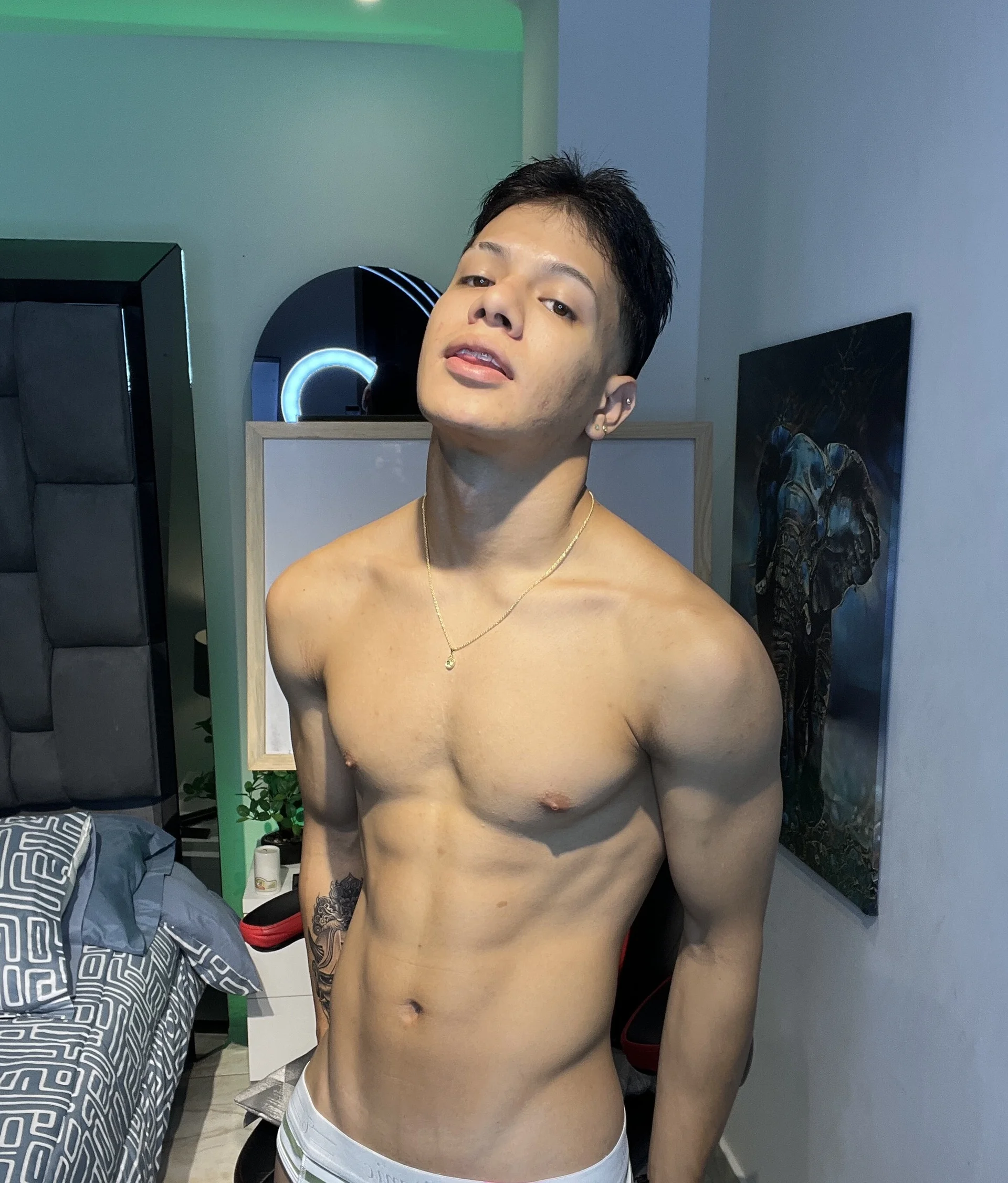 XXX Porn Photo of Nude TonyPetrovjs 58