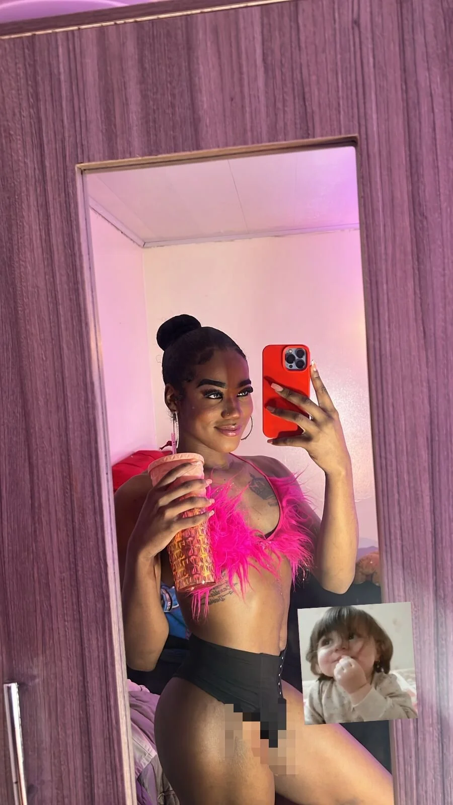 XXX Porn Photo of Nude naomy__xx 2