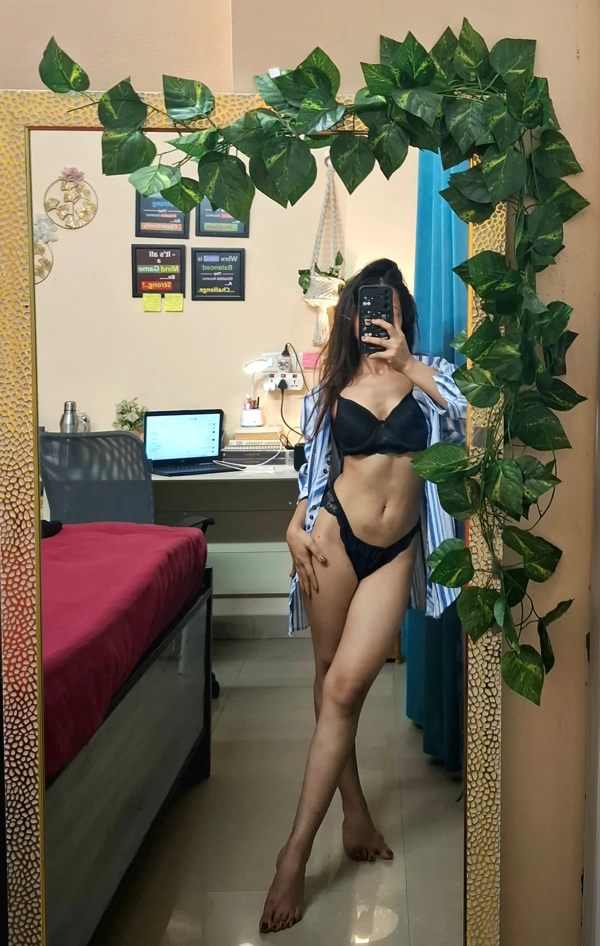 XXX Porn Photo of Nude Queen_Ayeshaa 2