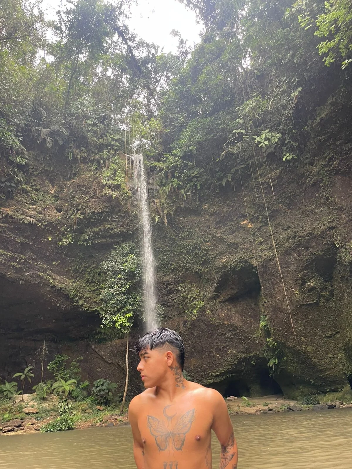 XXX Porn Photo of Nude kiing_azahell 11