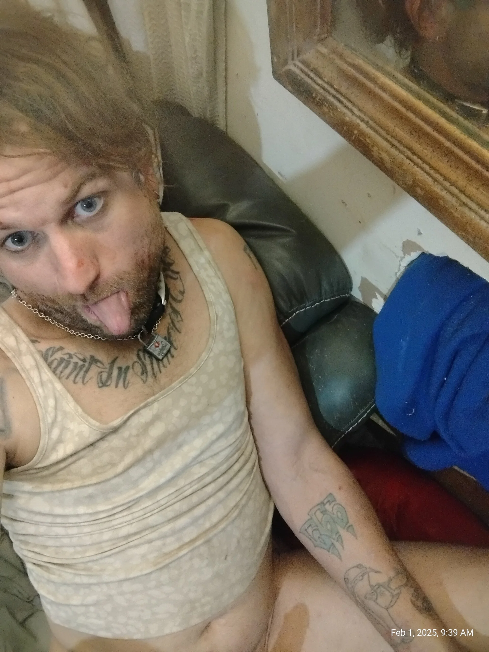 XXX Porn Photo of Nude bearded_cross 4