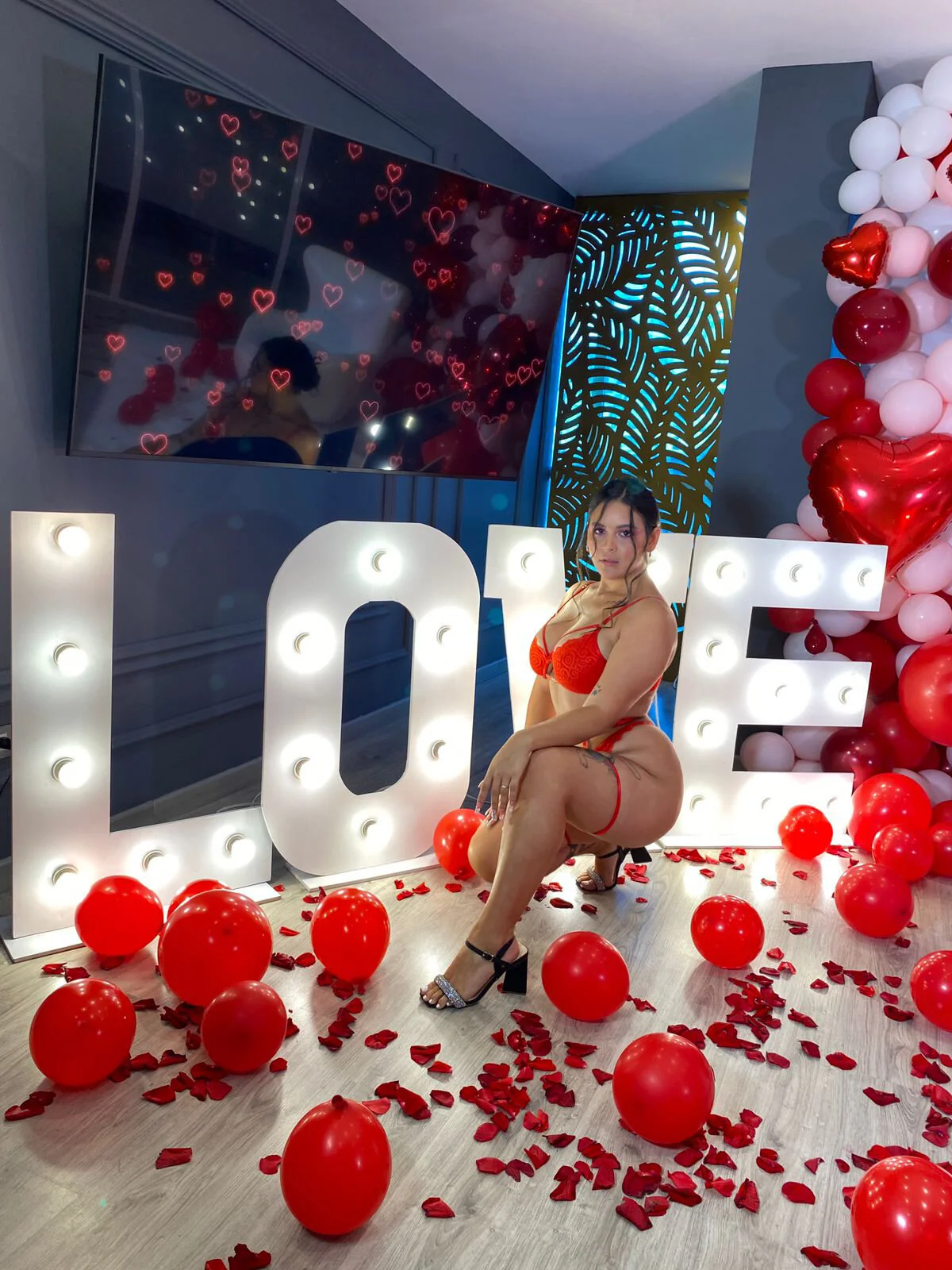 XXX Porn Photo of Nude ToriCrossX 31
