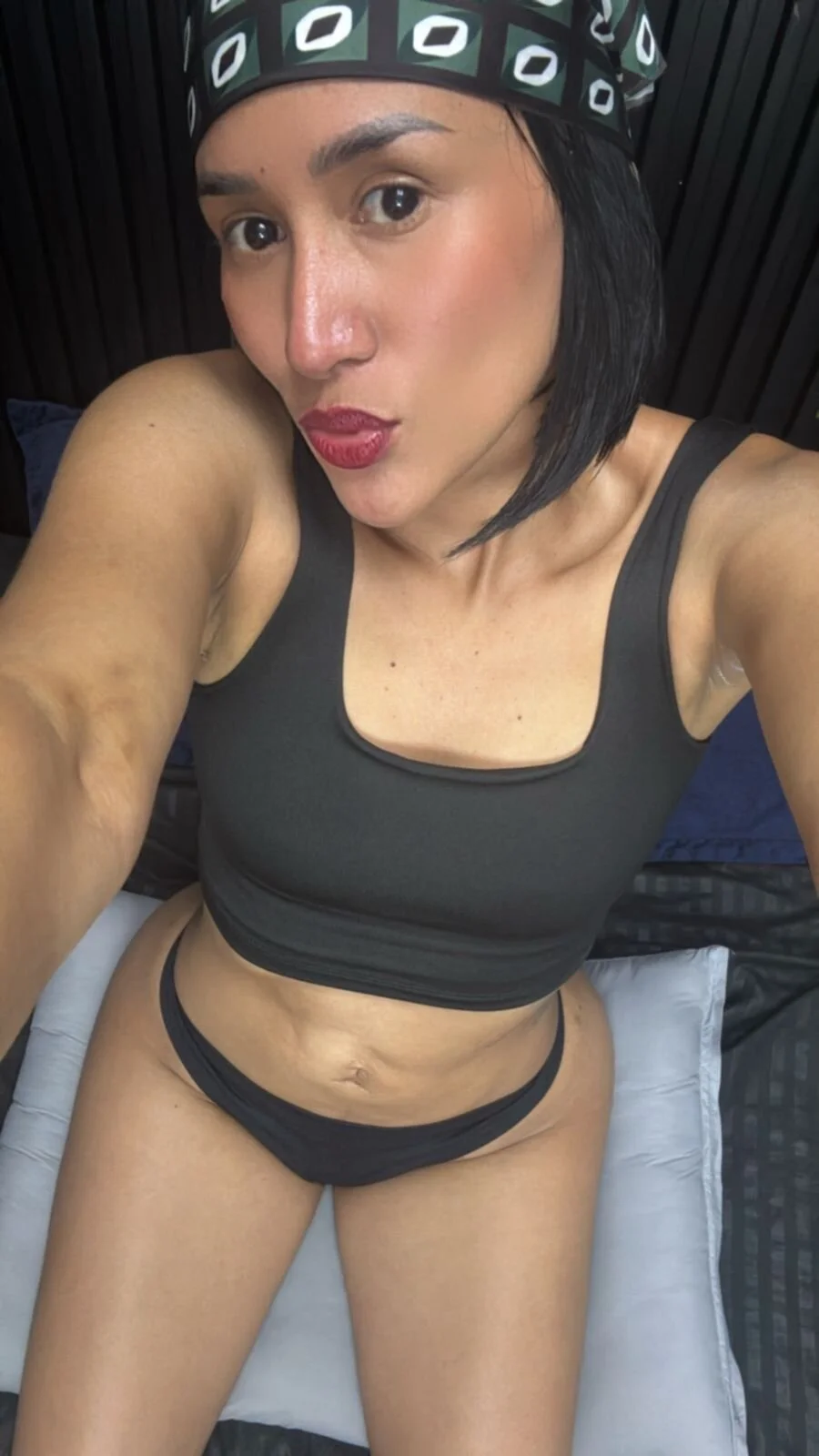 XXX Porn Photo of Nude Scarleth_Fox_ 28