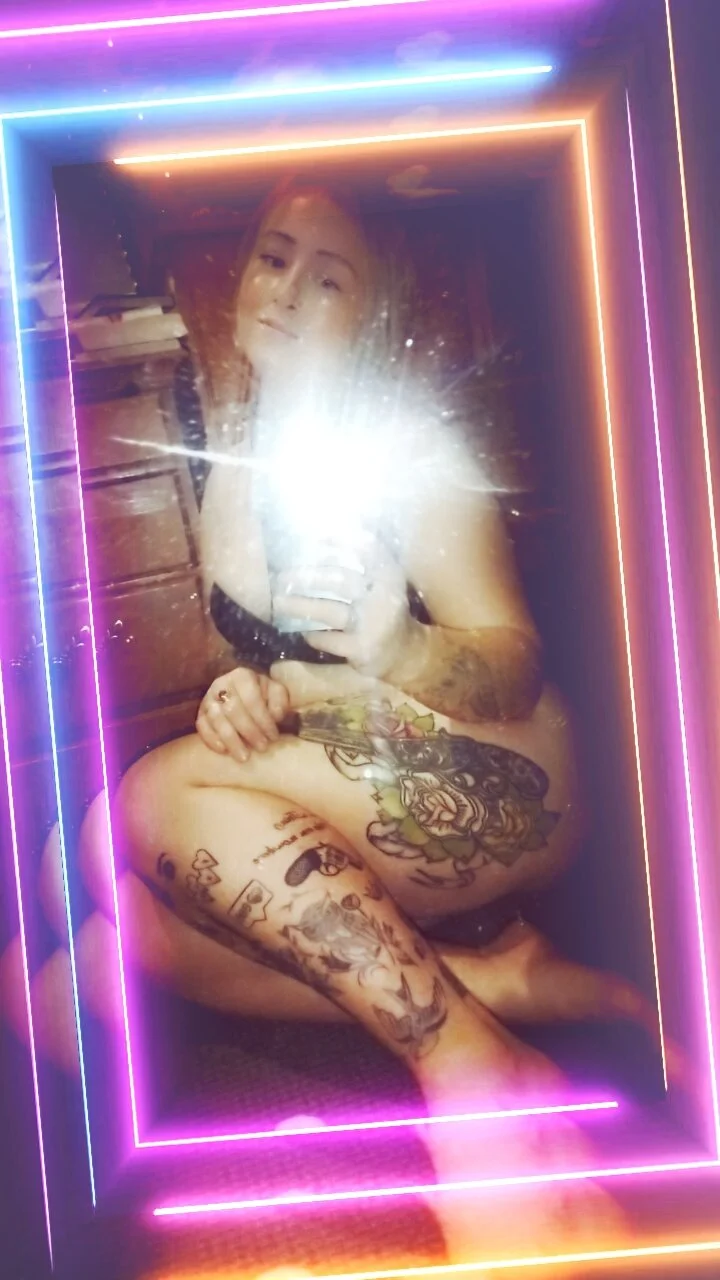 XXX Porn Photo of Nude mollymay69 5