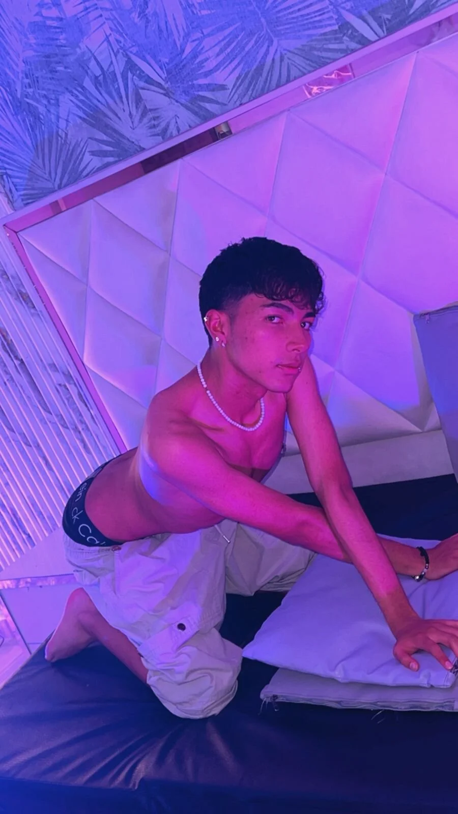 XXX Porn Photo of Nude osamu_tay 8