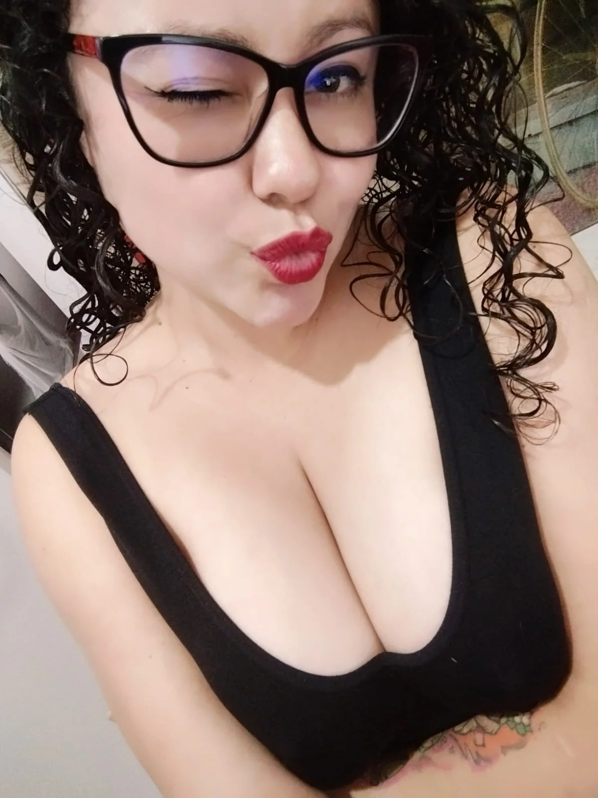 XXX Porn Photo of Nude curly_greeneyed 31