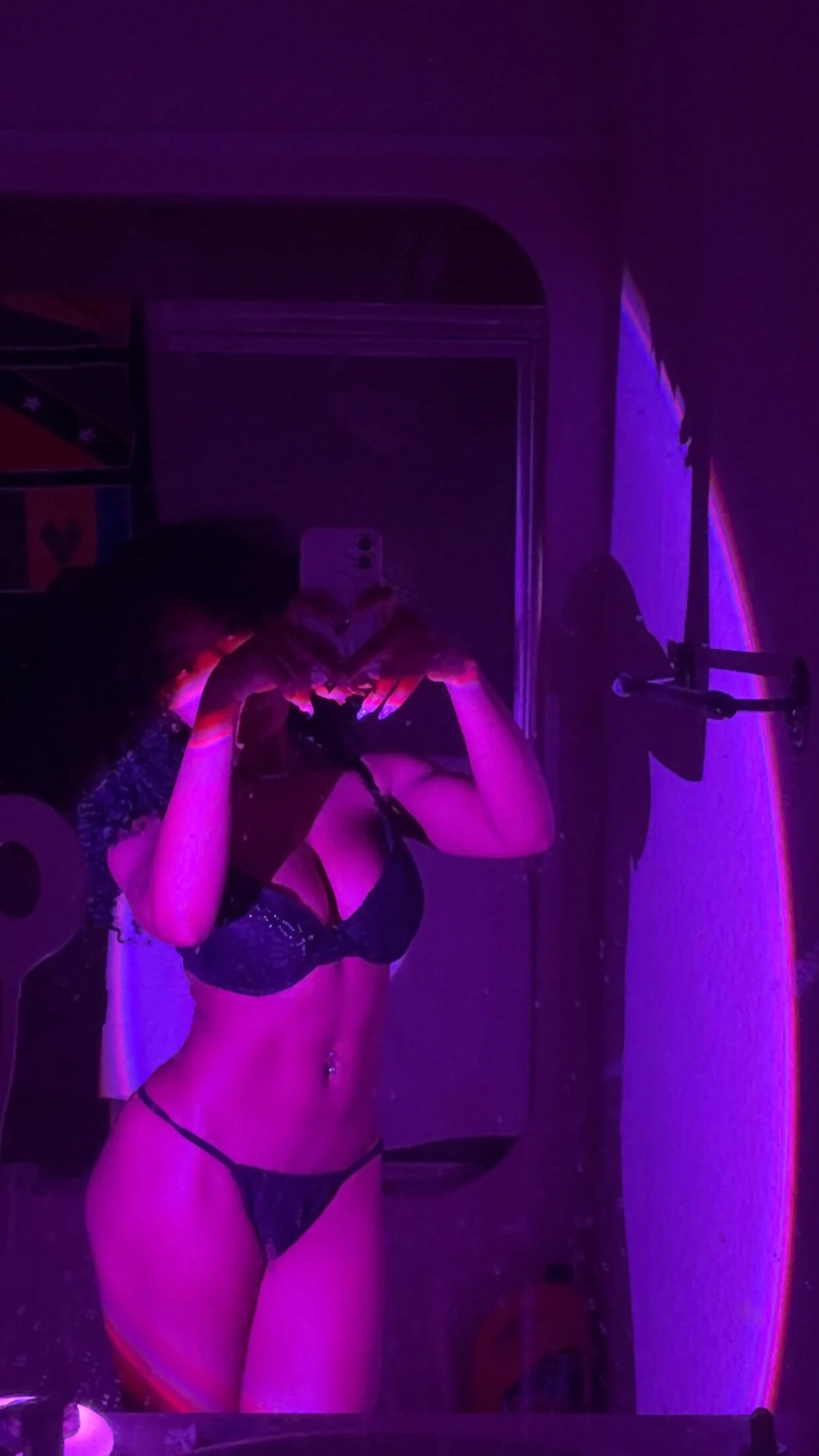 XXX Porn Photo of Nude lifeoftt_19xx 147