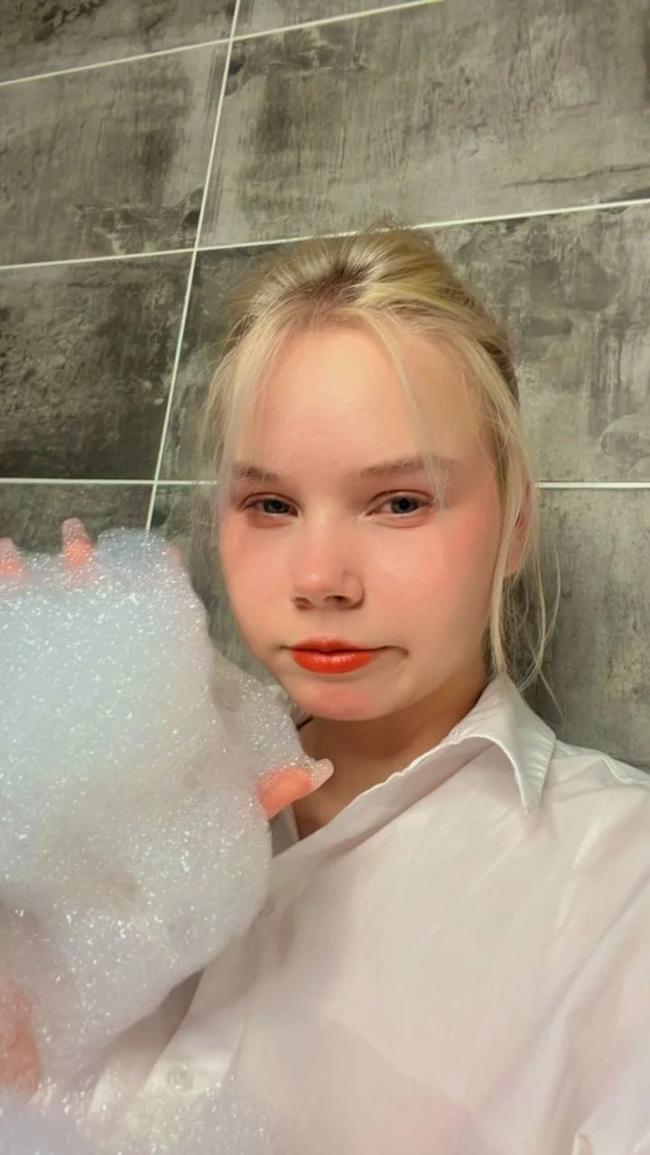 XXX Porn Photo of Nude Shy_nikka_4you 3
