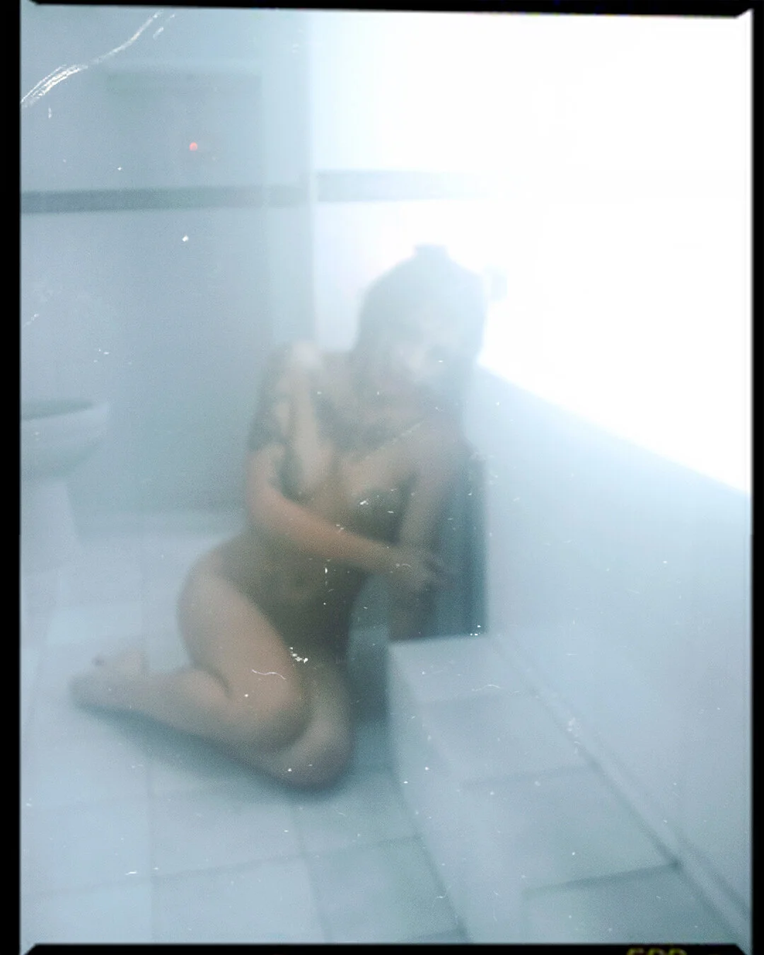 XXX Porn Photo of Nude aa_lunit 42