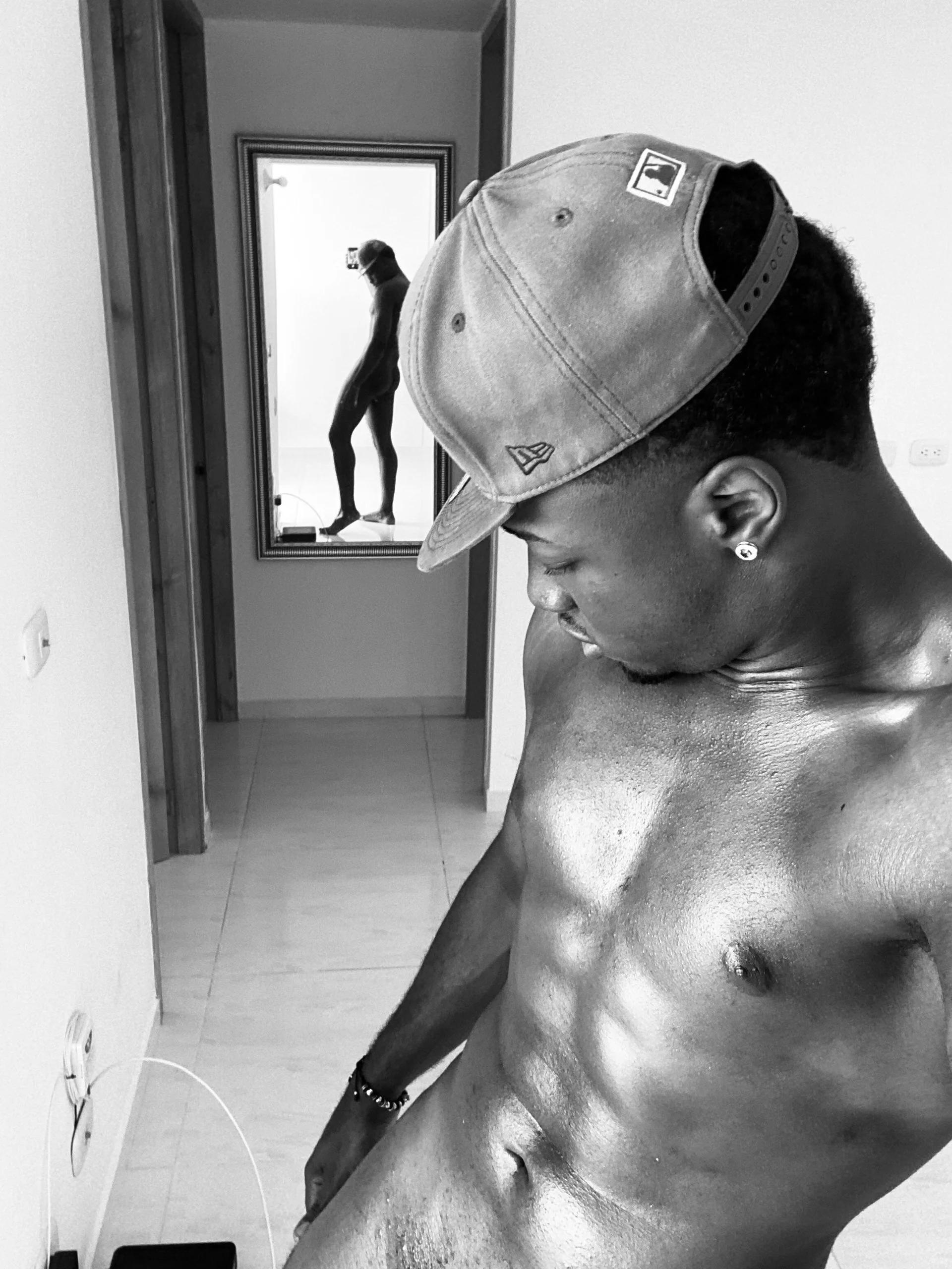 XXX Porn Photo of Nude King_Lamar_ 9