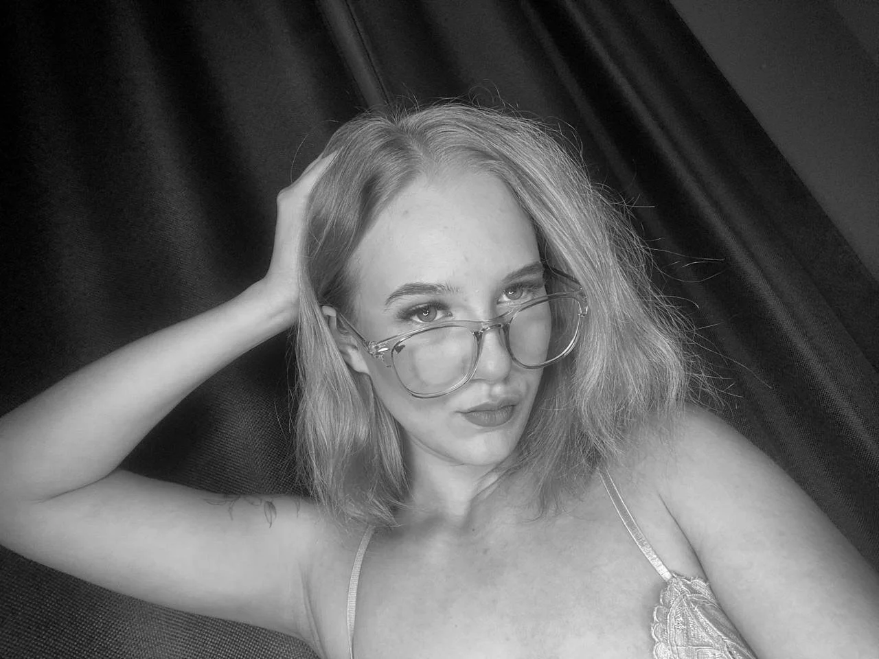 XXX Porn Photo of Nude Casey_Sweeet 8