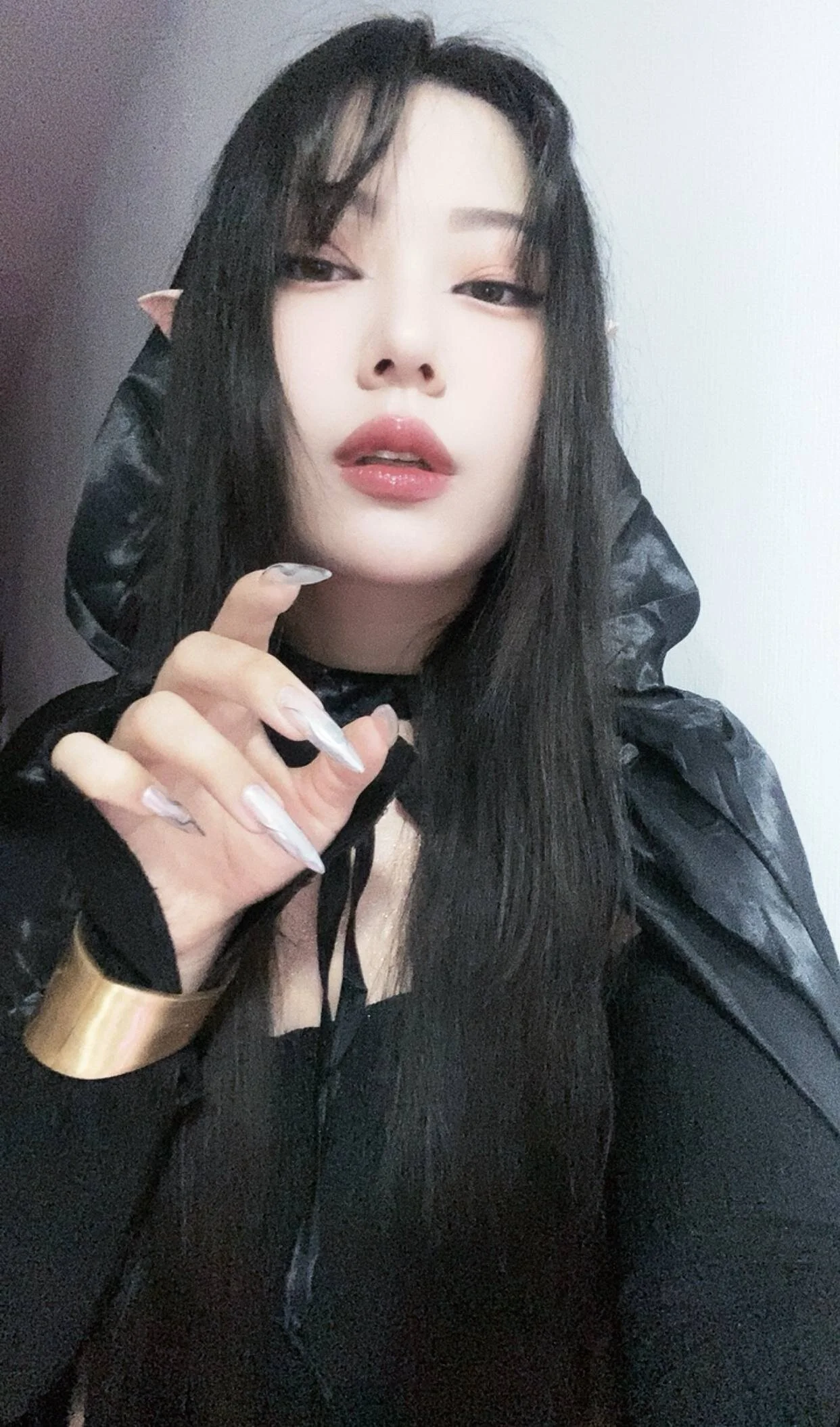XXX Porn Photo of Nude WonderMira 97