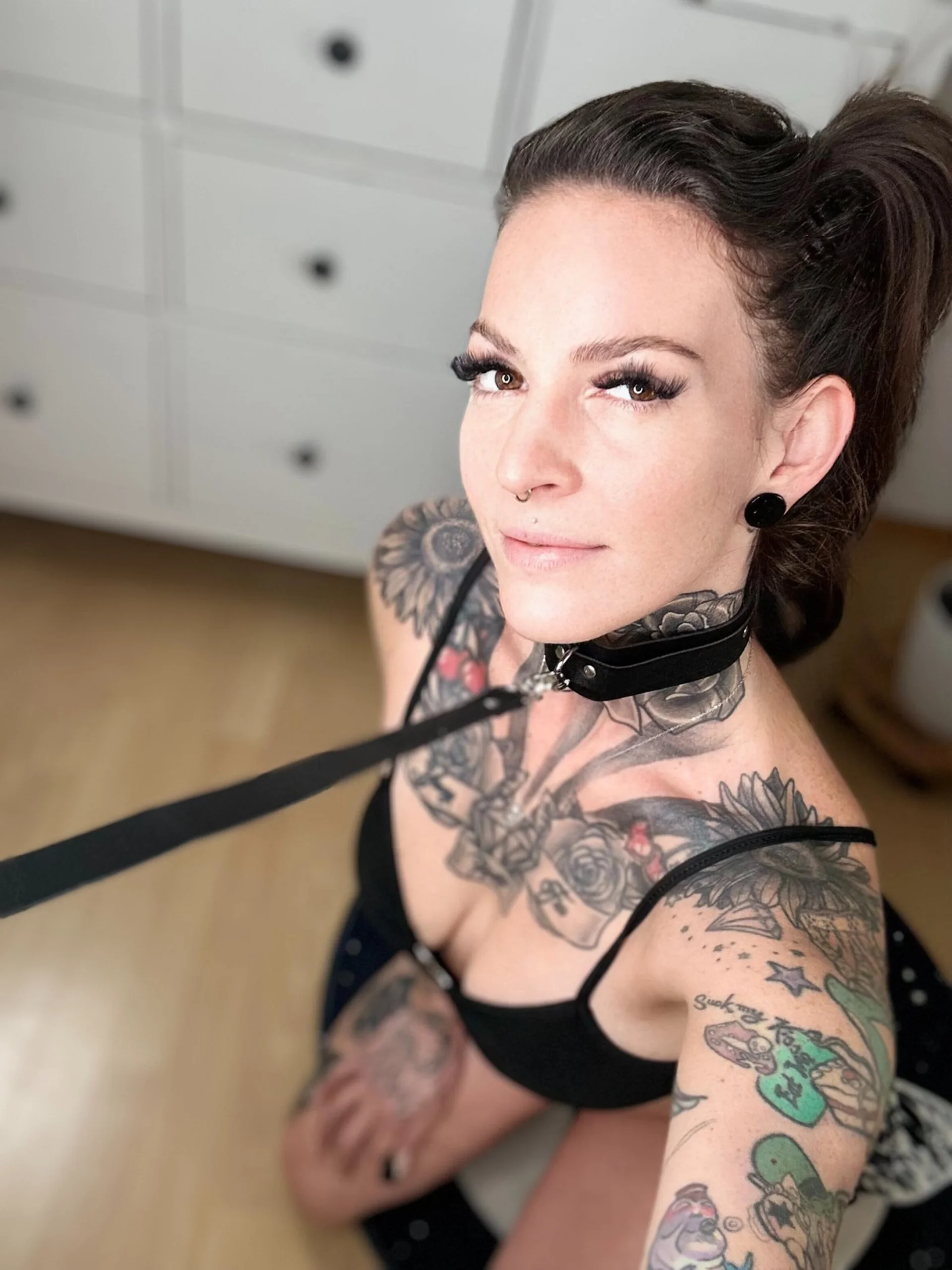 XXX Porn Photo of Nude BrownieyQueen 1