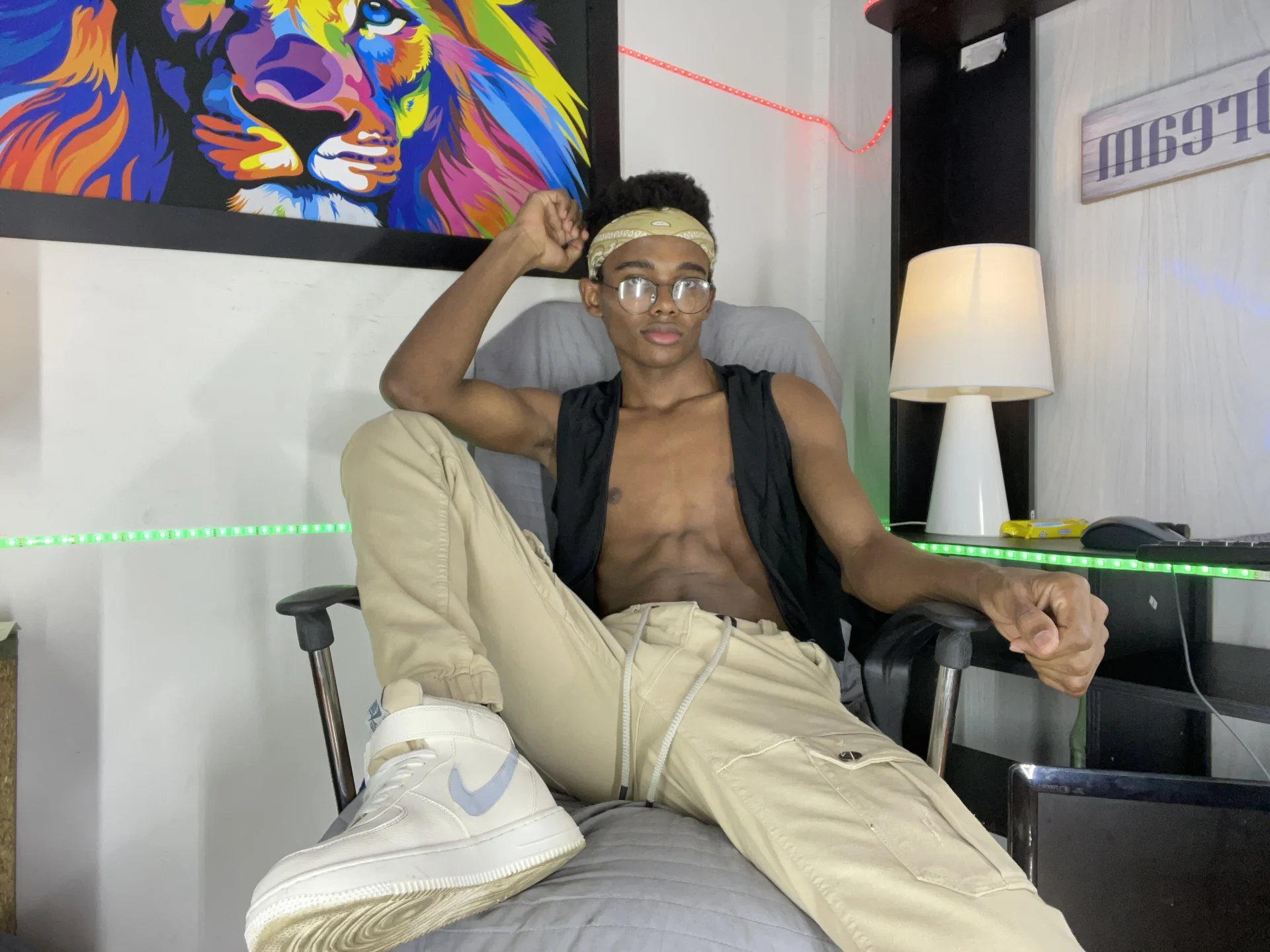 XXX Porn Photo of Nude fer_perez_ 13