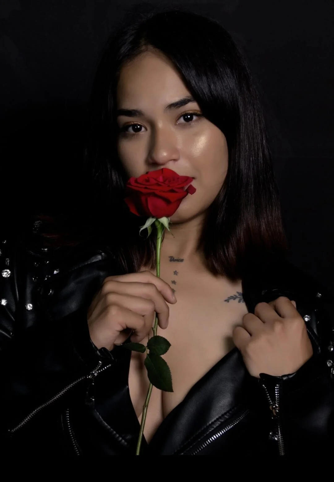 XXX Porn Photo of Nude thyra-corall 4