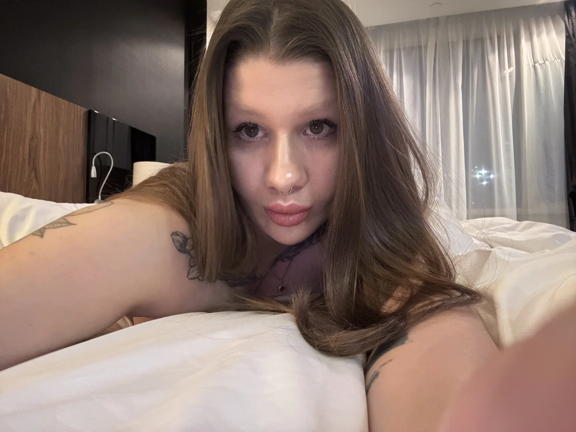 XXX Porn Photo of Nude JuicyHelenX 21