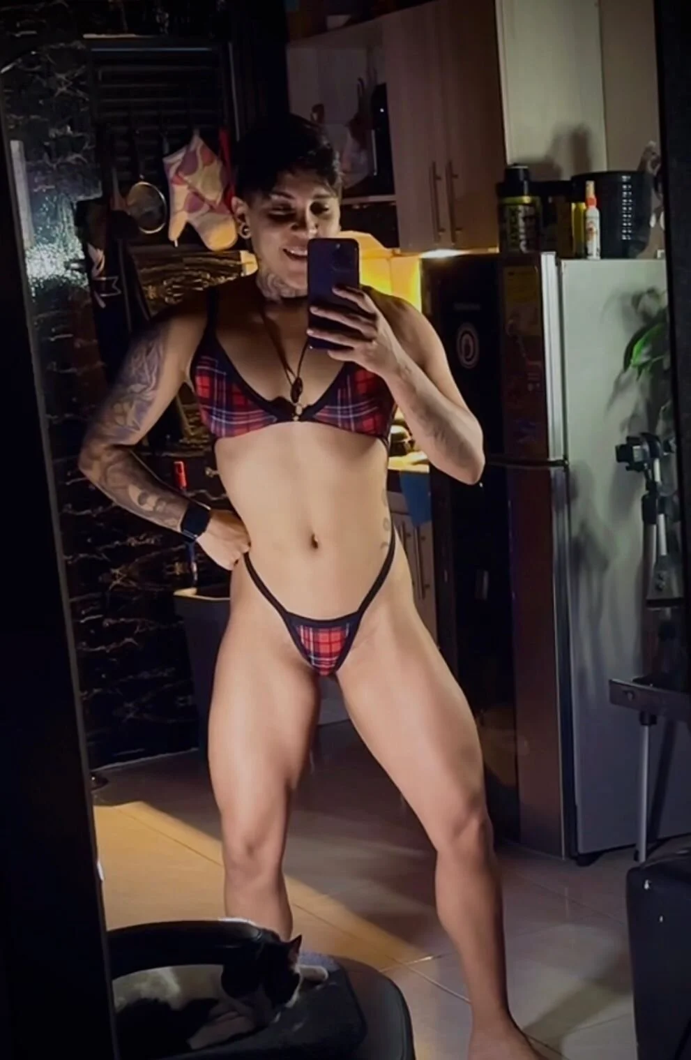 XXX Porn Photo of Nude ZhoeStrong 5