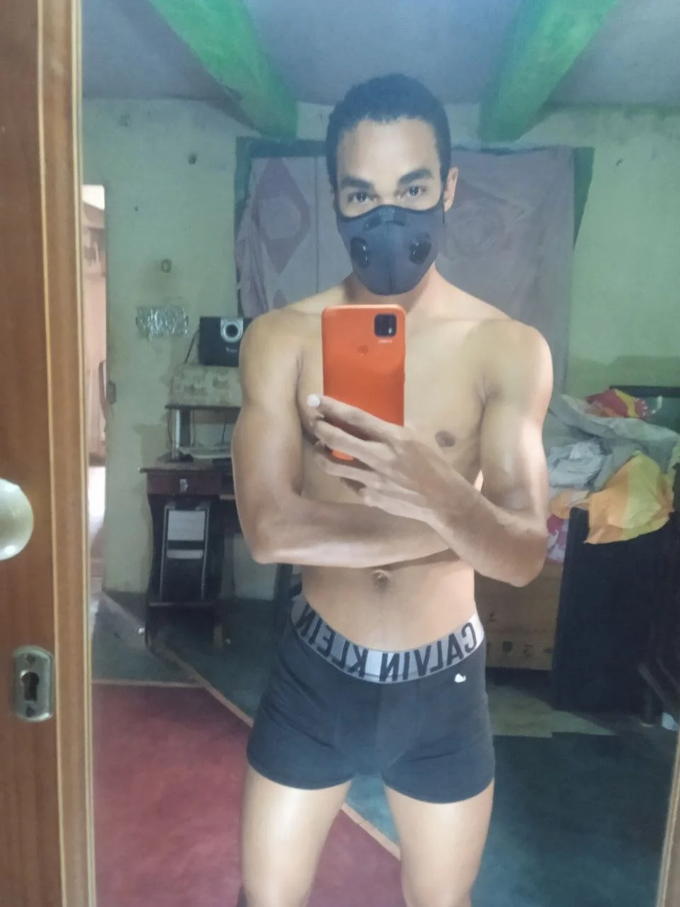 XXX Porn Photo of Nude wezquer 2