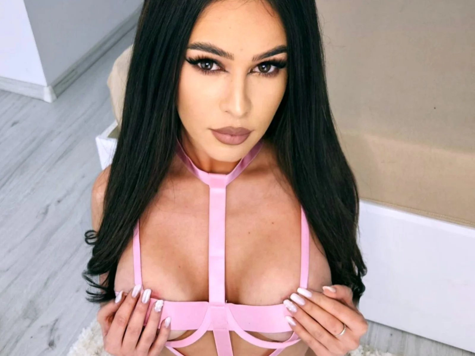 XXX Porn Photo of Nude reyabaines 5