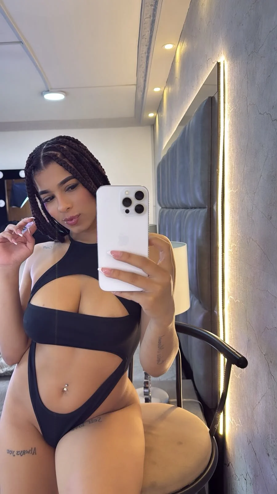 XXX Porn Photo of Nude TiaraRosse 8
