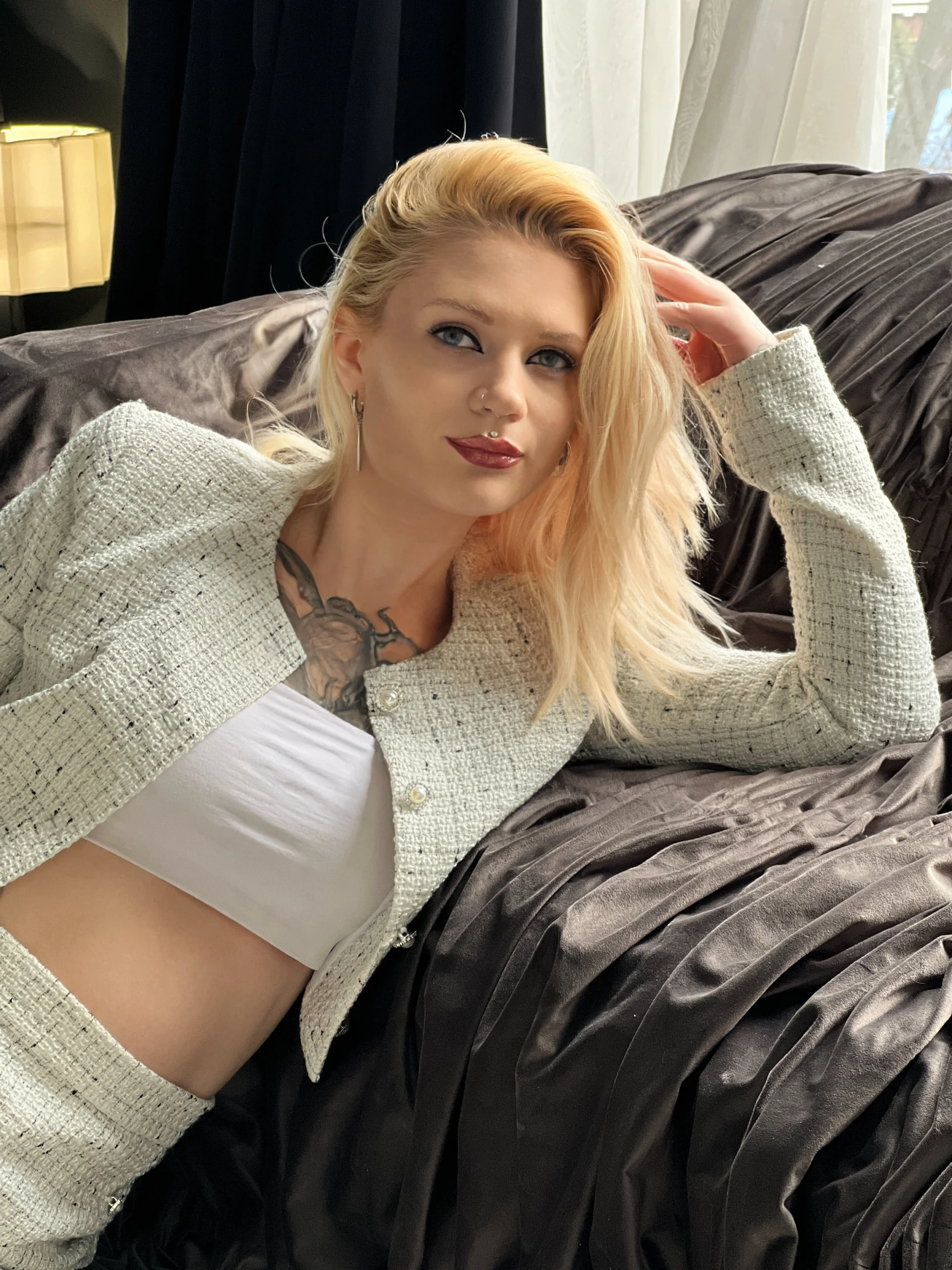 XXX Porn Photo of Nude BlondeDoll_ 8