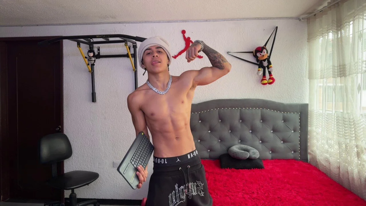 XXX Porn Photo of Nude Bradley_Strong 19