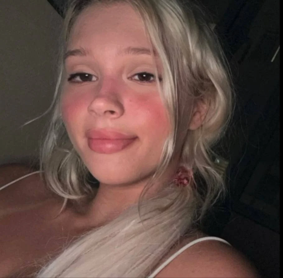 XXX Porn Photo of Nude emiliameowrrr 5