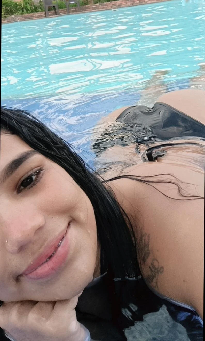 XXX Porn Photo of Nude deborahot26 33