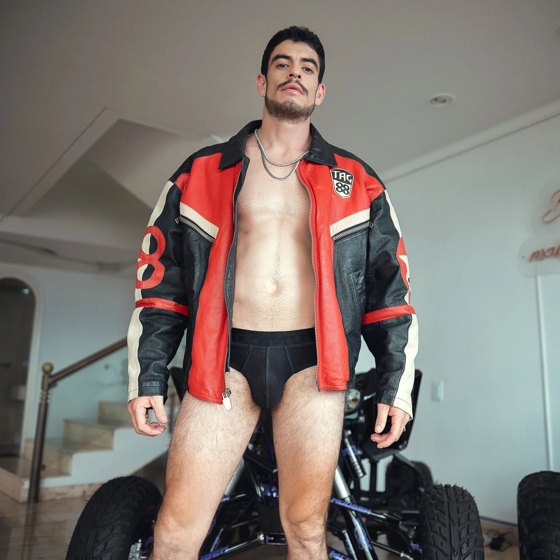 XXX Porn Photo of Nude damian_bull 11