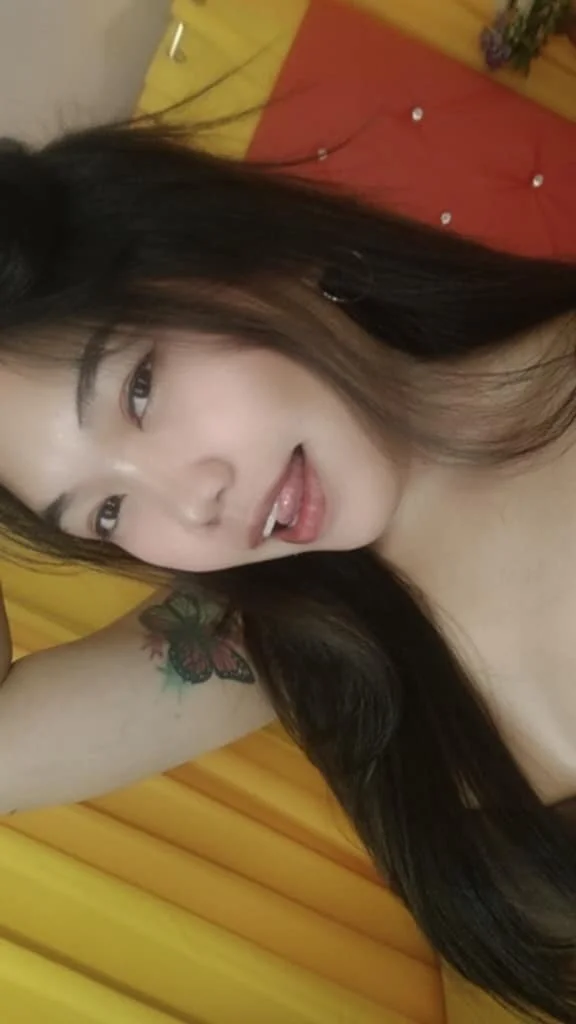 XXX Porn Photo of Nude XxSexyPinay4uxX 11