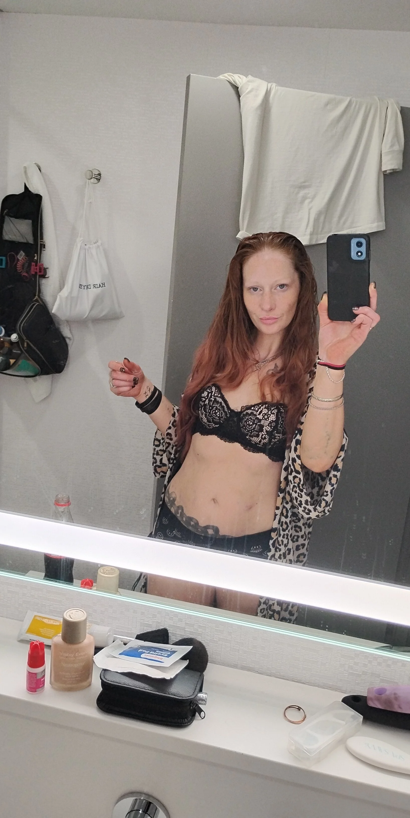 XXX Porn Photo of Nude SexyRed247365 1