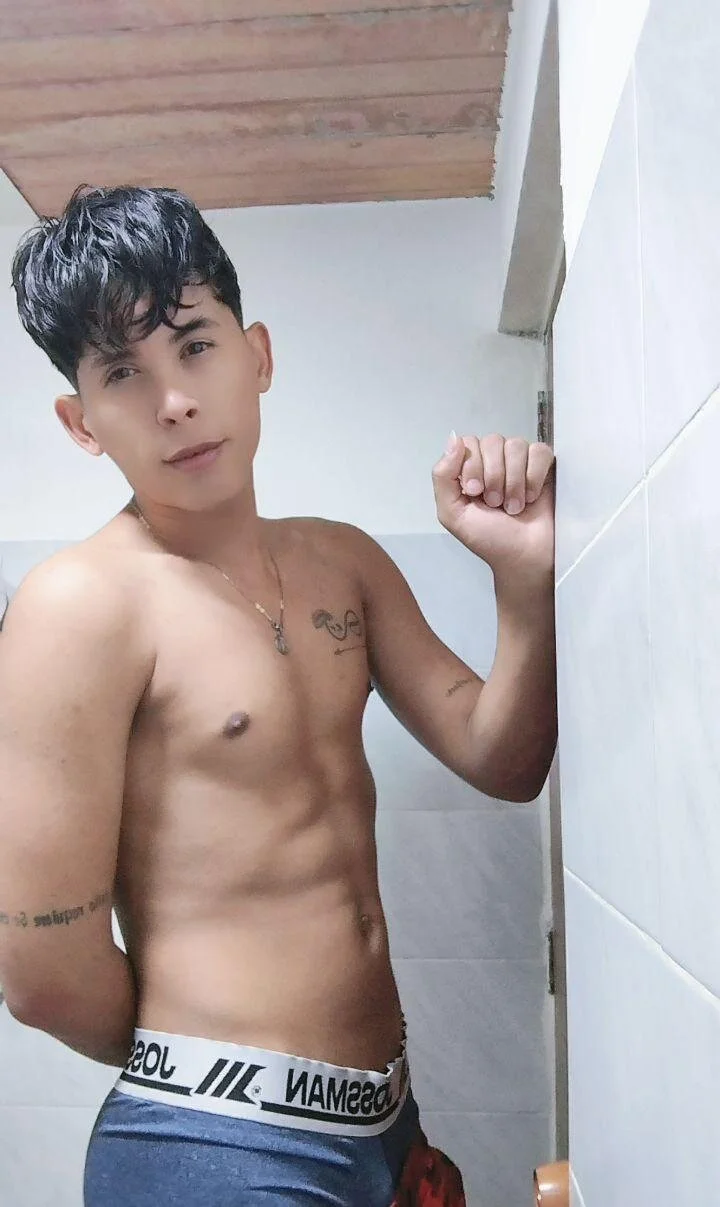 XXX Porn Photo of Nude axel_gael_ 4