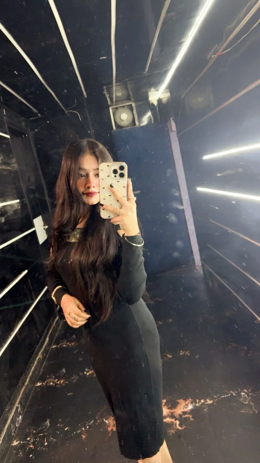 XXX Porn Photo of Nude Ai_Manvii 4