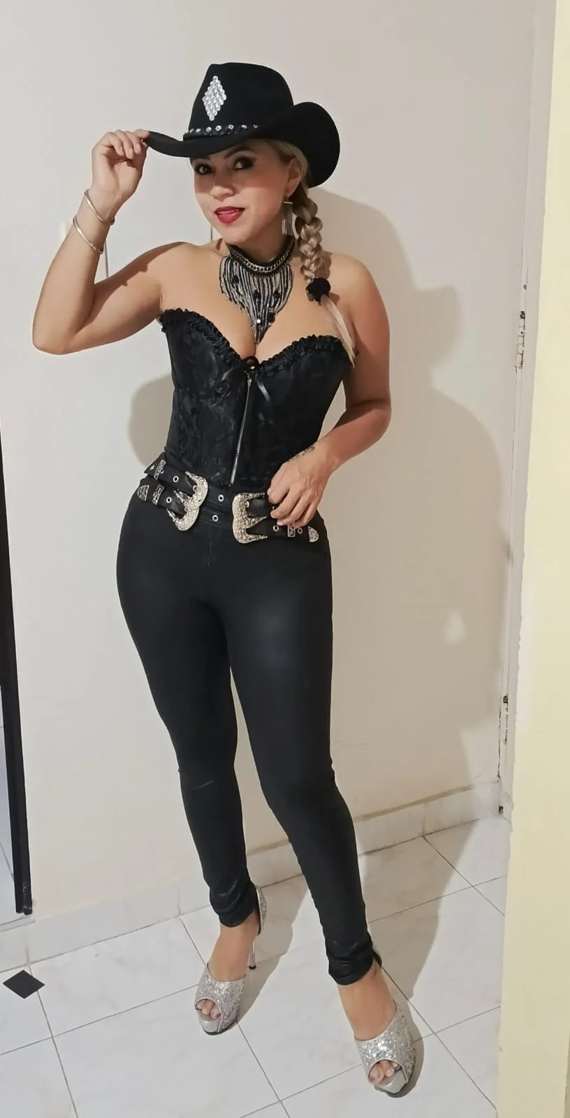 XXX Porn Photo of Nude LauraScarlet 11