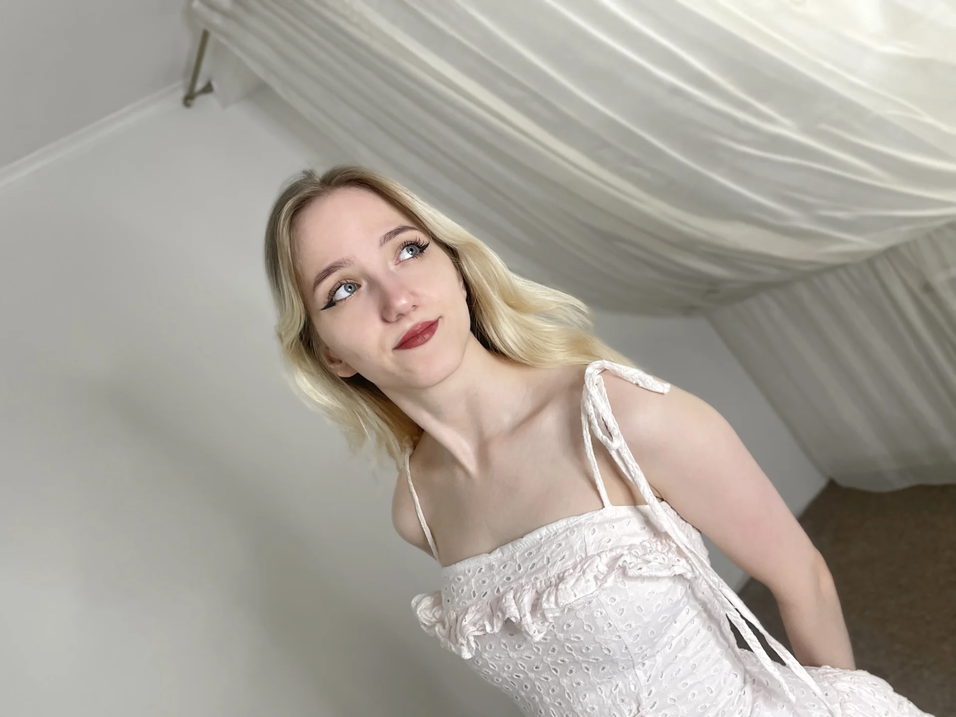 XXX Porn Photo of Nude EmmaNovak 4