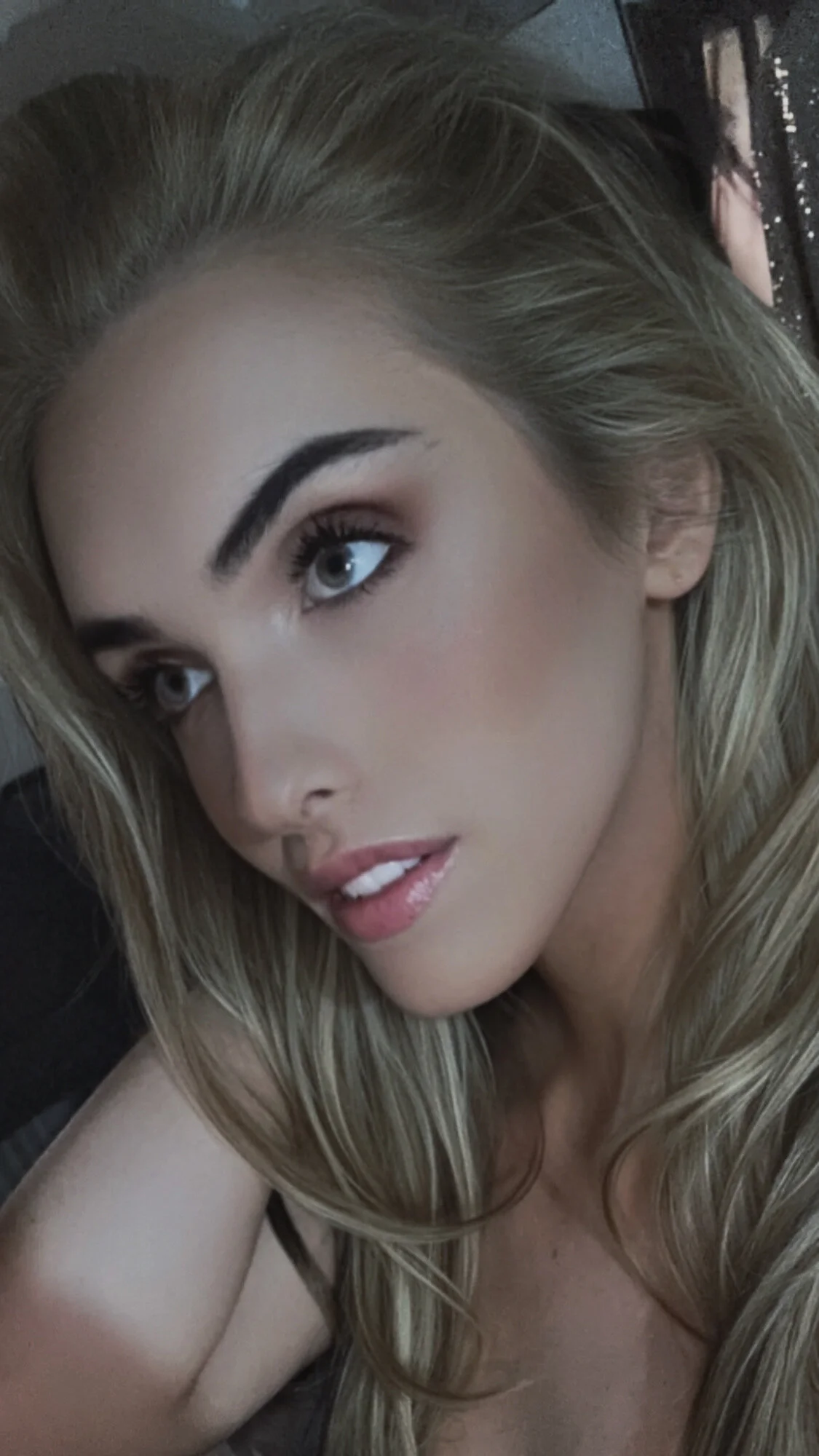 XXX Porn Photo of Nude Dorinda_23X 16