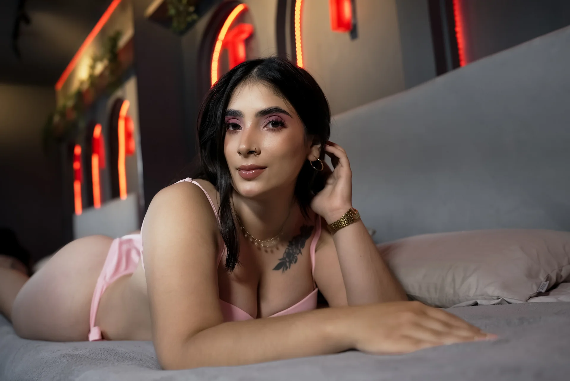 XXX Porn Photo of Nude Nina_Collinss 1