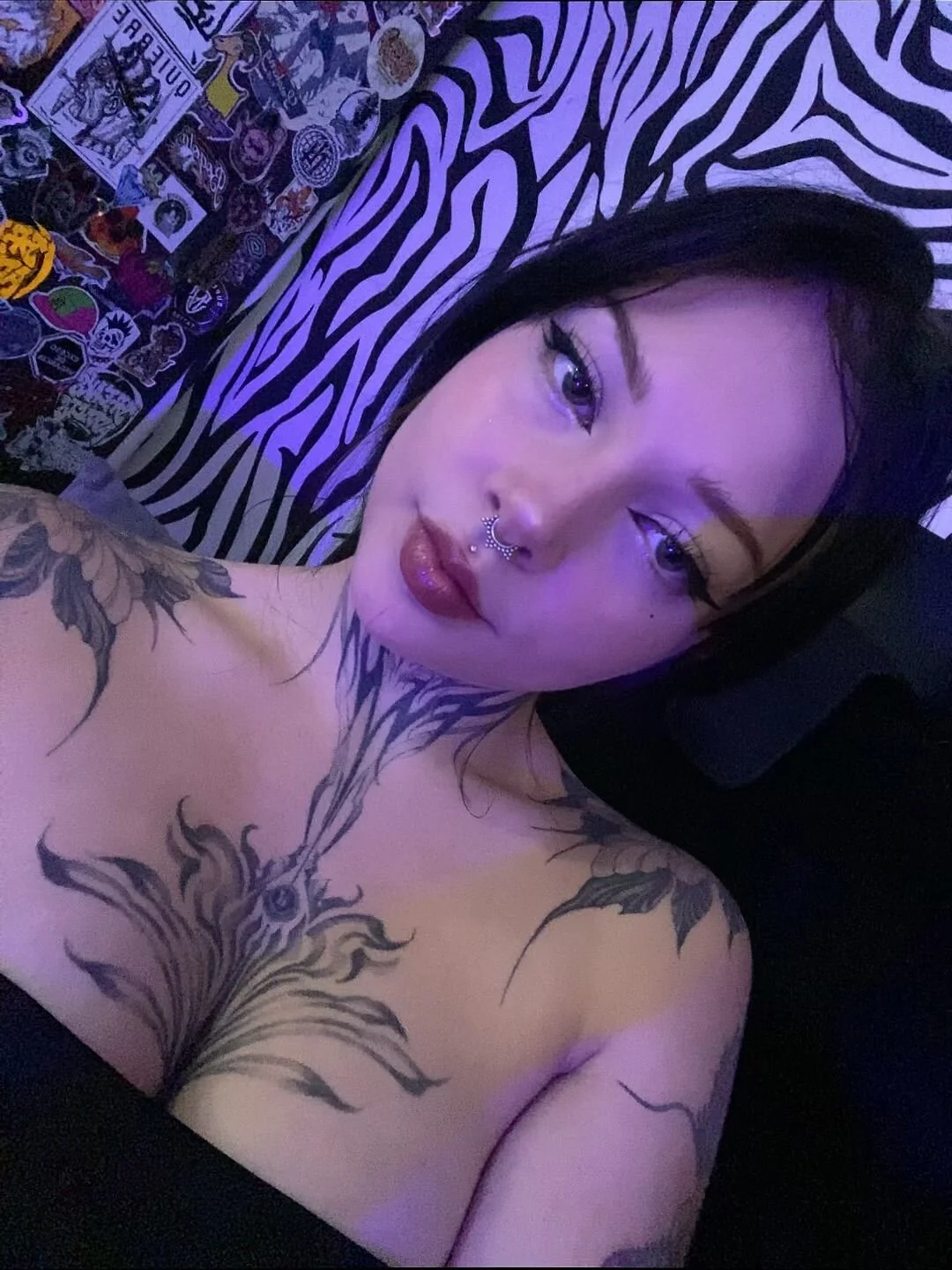 XXX Porn Photo of Nude velvet_ink 10